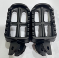 SHE7854 foot peg LH&RH (S/SS)